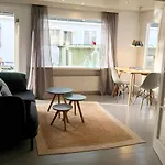 Πανσιόν Houseboat With Water Terrace, Free Bikes & Fast Wifi Άμστερνταμ