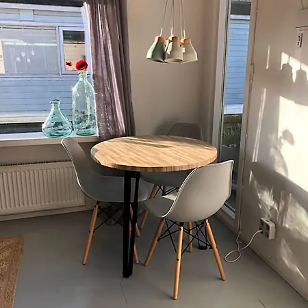 Houseboat With Water Terrace, Free Bikes & Fast Wifi Ámsterdam