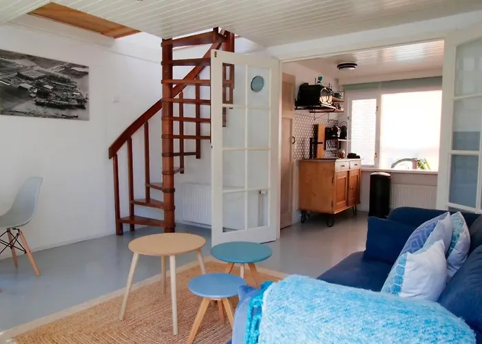 Houseboat With Water Terrace, Free Bikes & Fast Wifi אמסטרדם