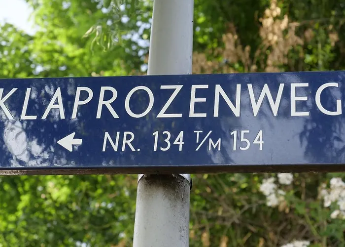 Houseboat With Water Terrace, Free Bikes & Fast Wifi Konukevi 4*