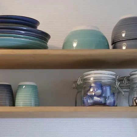 Houseboat With Water Terrace, Free Bikes & Fast Wifi 4* Амстердам