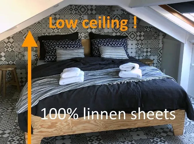 Houseboat With Water Terrace, Free Bikes & Fast Wifi